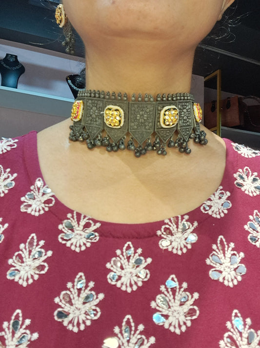 Aera pachi kundan NECKLACE