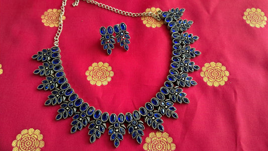 Royal Blue Leaf-Pattern Oxidised Silver Necklace and Earrings Set