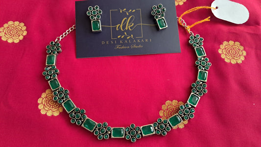 Royal Emerald Green Stone Oxidized Silver Necklace & Earring Set