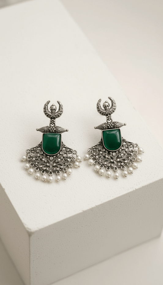 HALF MOON earrings